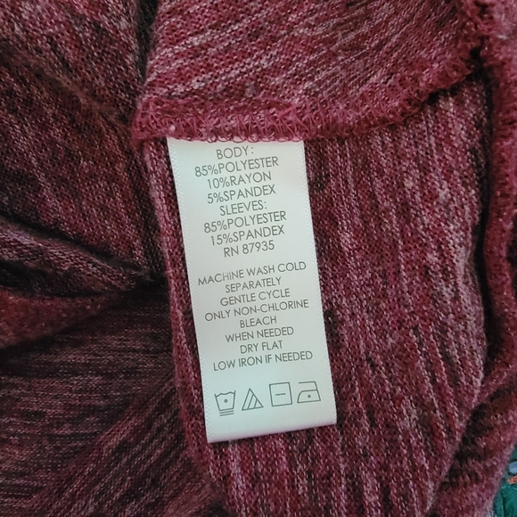 LOGO by Lori Goldstein Women's V-Neck Sweater in Deep Red - Picture 11 of 12